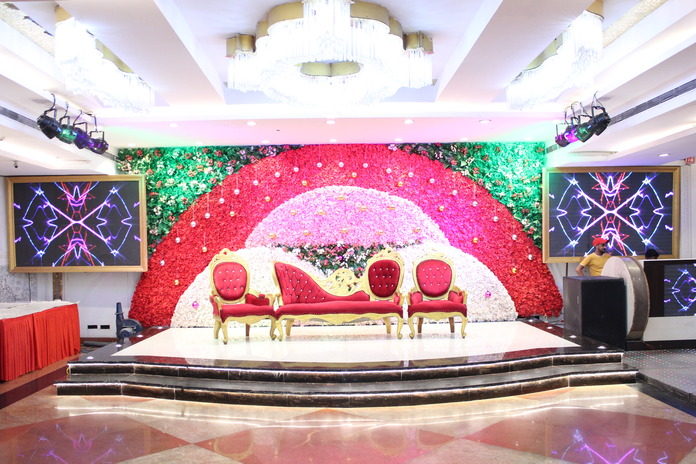 best banquet hall in wazirpur