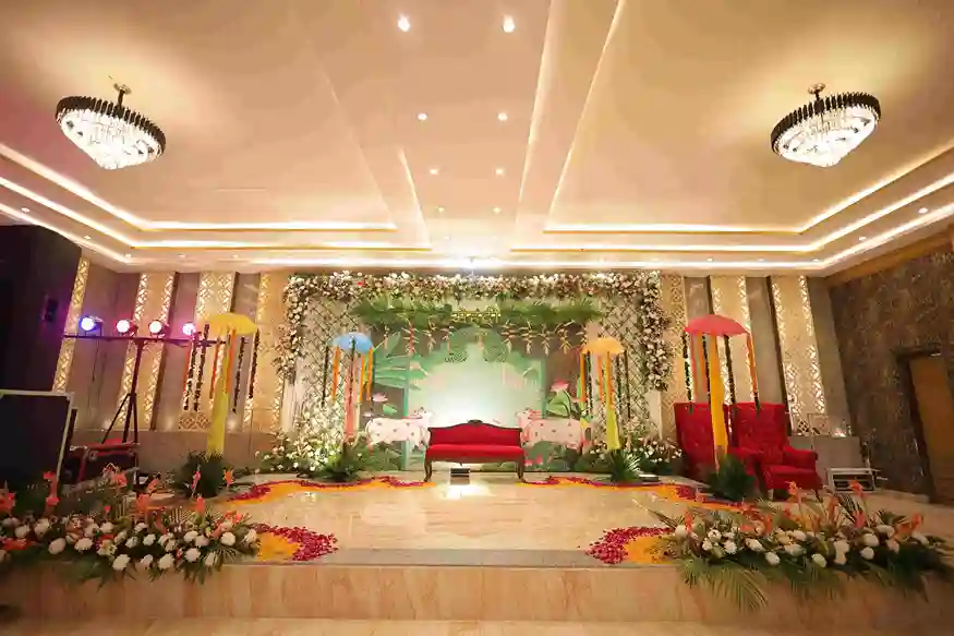 best banquet hall in wazirpur data-status=